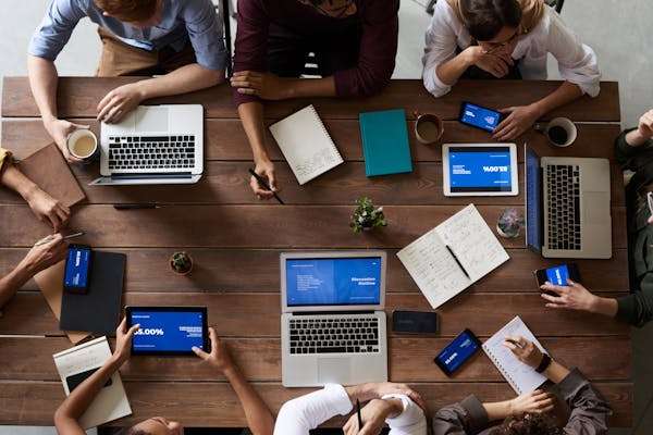 Lire la suite à propos de l’article Programme de subventions de l’UpM pour la promotion du commerce numérique inclusif